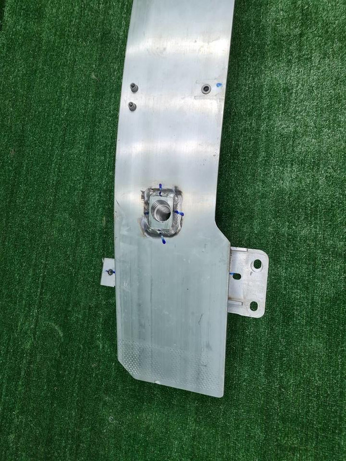 Усилитель передний Lixiang L6 (2024-н.в.)