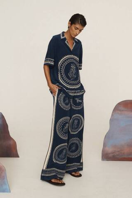 Костюм Alemais