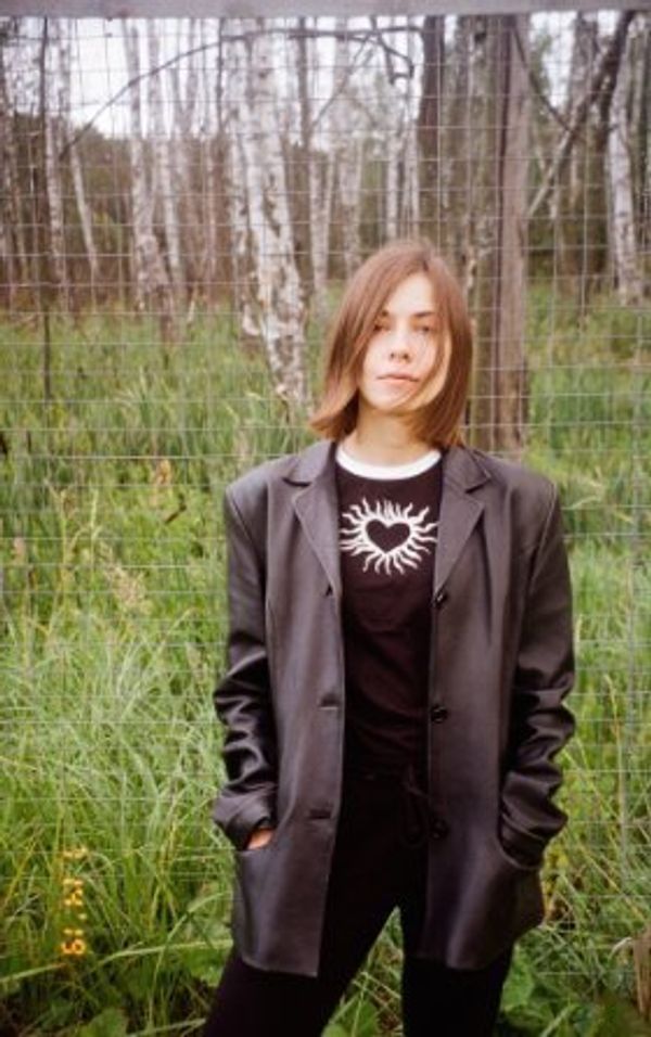 Футболка Сердце Черная Женская - фото 2