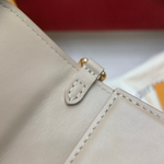 Louis Vuitton Wallet On Chain LV Bloom