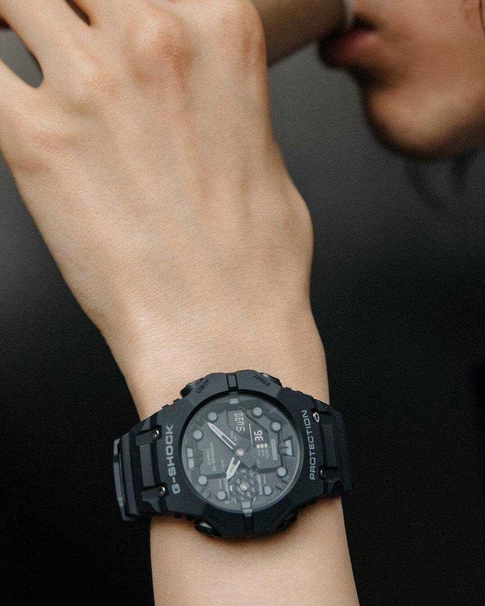 Часы Casio GA-B001-1A