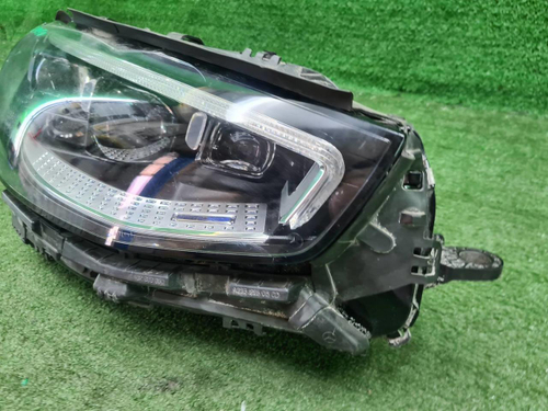 Фара правая Mercedes S W223 (20-нв) Digital Light