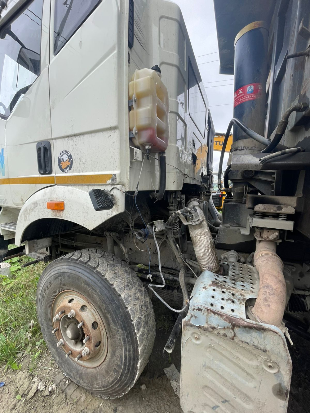 FAW J6 8x4 Самосвал СА3310Р66K24T4E5 (Дизельный, 11,1 л, 420 л.с., МТ)