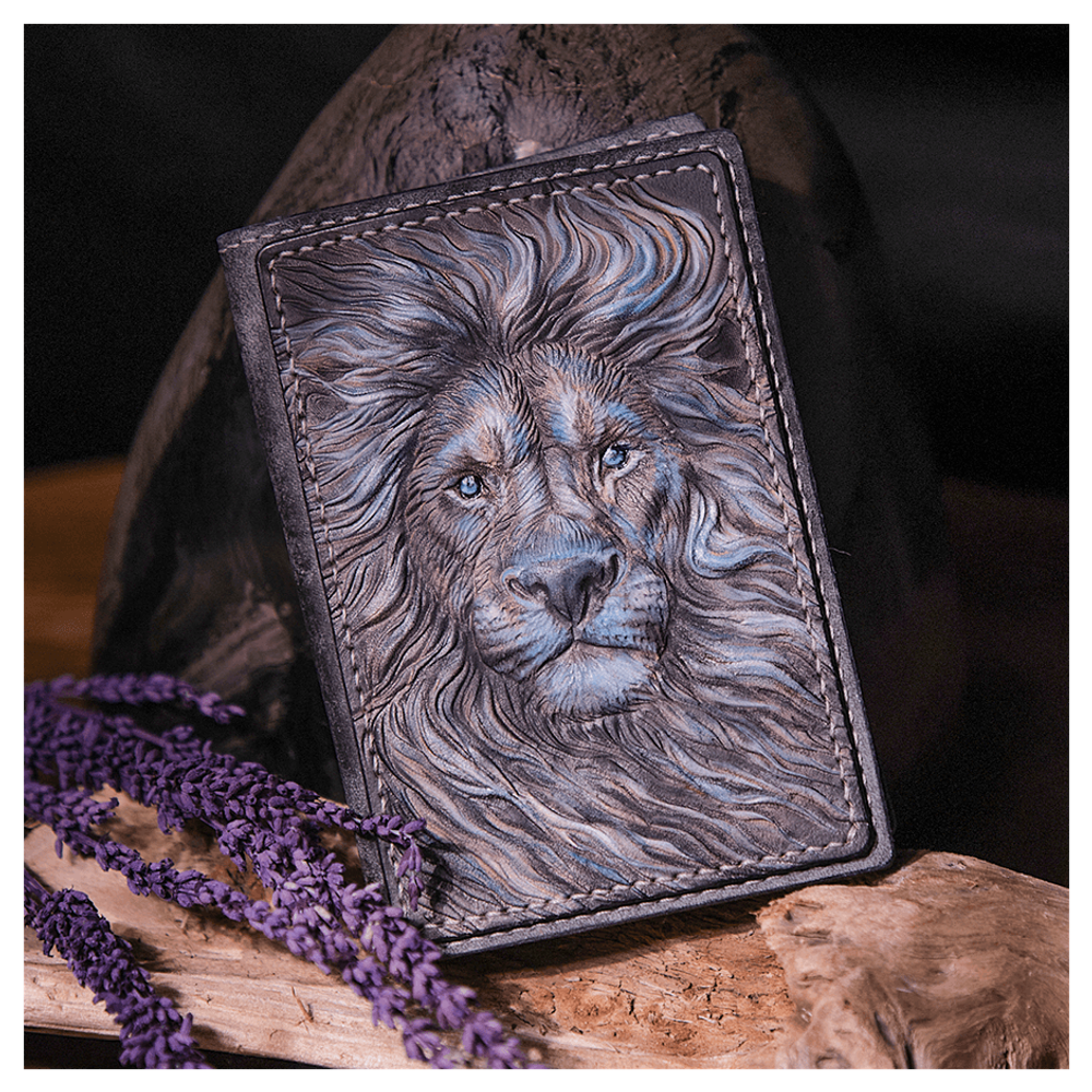 Чехол на паспорт «Лев» серый