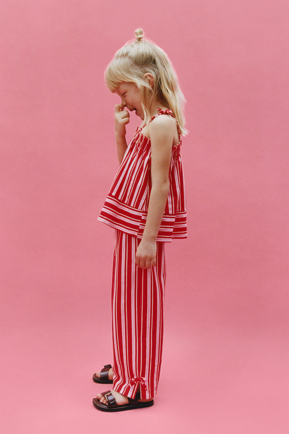 ZARA ТОП ИЗ РЕЛЬЕФНОЙ ТКАНИ В ПОЛОСКУ, ЯРКО-КРАСНЫЙ