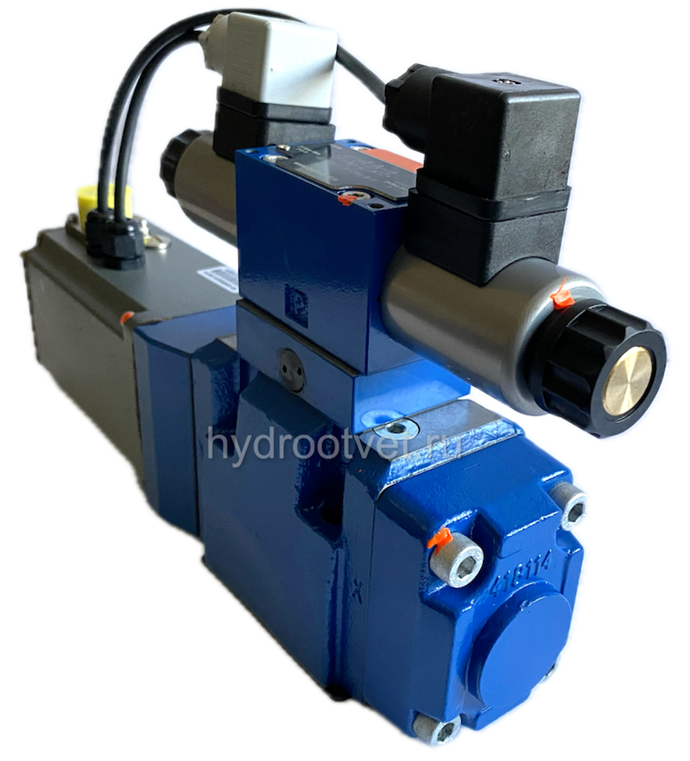 4WRKE10W6-100L-3X/6EG24K31/A1D3M - Пропорциональный распределитель с обратной связью по положению золотника и со встроенным усилителем (OBE), Ду10, A1 = ±10 В, номинальный расход 100 л/мин, схема W6-, каналы управления X и Y - внешние