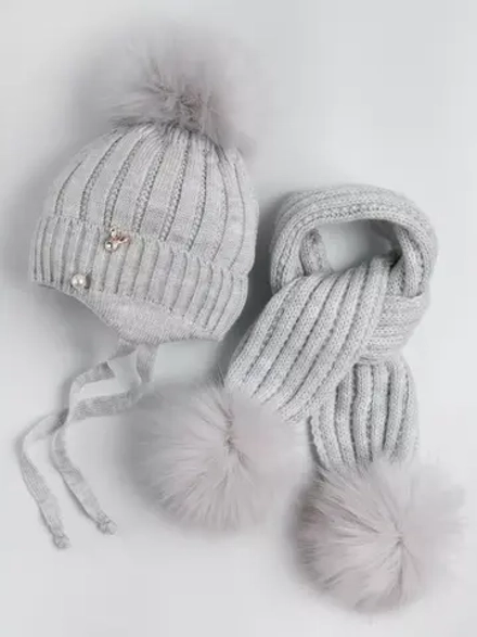 Шапка для девочки зимняя вязаная и шарф