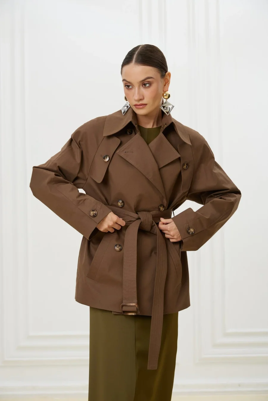 Тренч с увеличенными плечами, Коричневый
