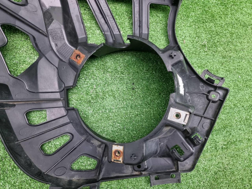 Кронштейн ПТФ левый Mini Hatch F56 (2013-2018)