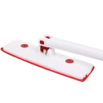 Швабра с отжимом, ручка 125 см. цвет белый в комплекте две насадки