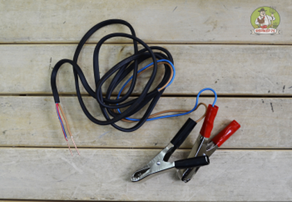 Кабель с зажимами для подключения к аккумулятору