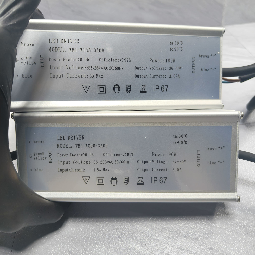 Влагозащищенные LED драйверы (блоки питания) 90 Вт и 185 Вт IP67