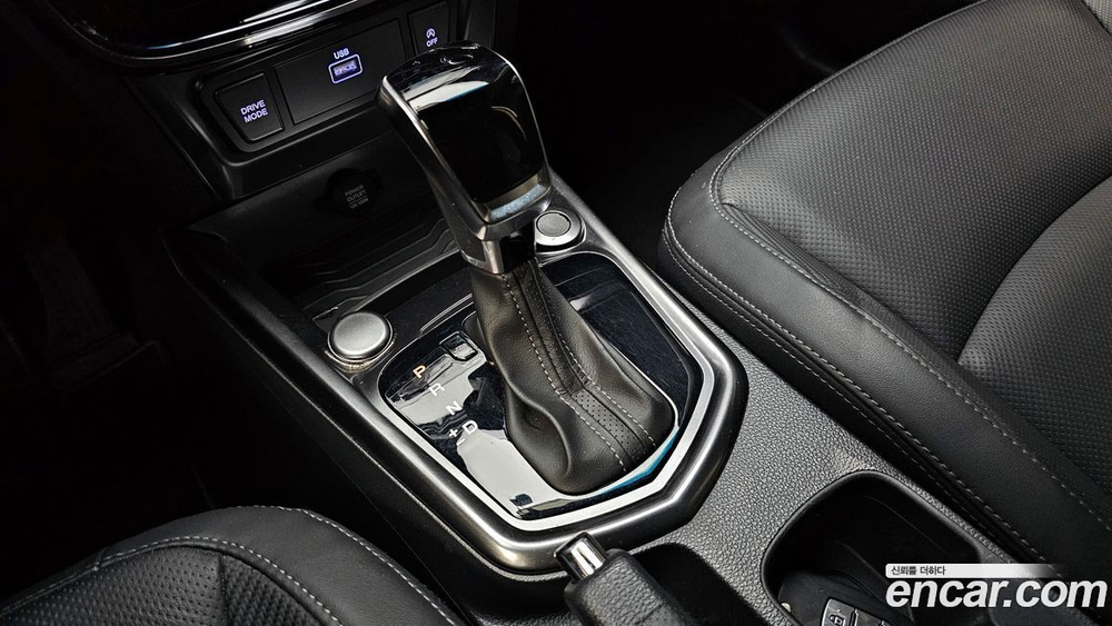 KG Mobility (Ssangyong) Very New Tivoli Бензин 1.5 2WD (05.2020)