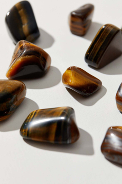 Тигровый глаз галтовка