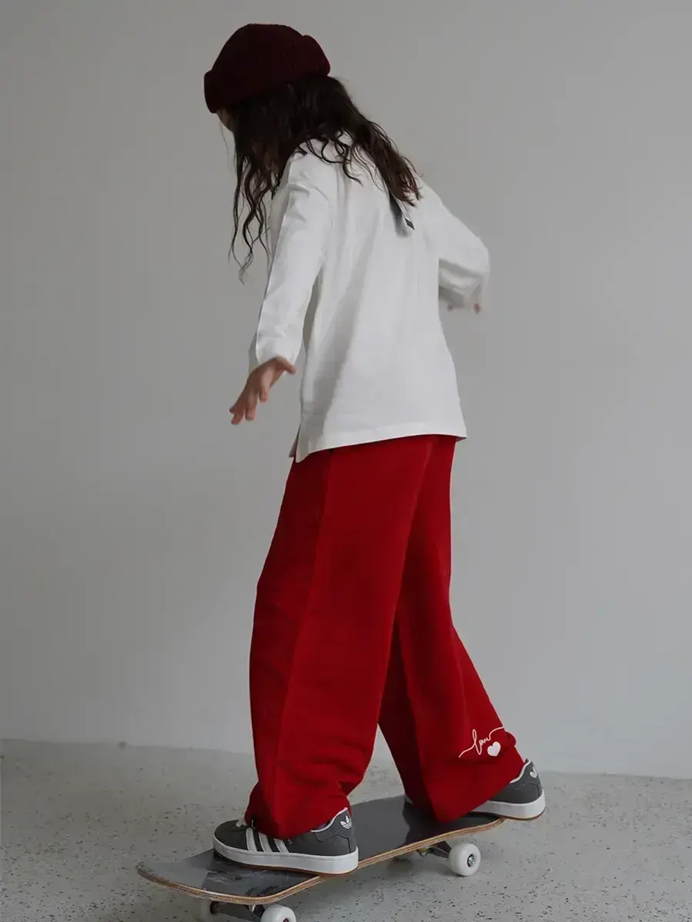 Спортивный костюм для девочки в школу