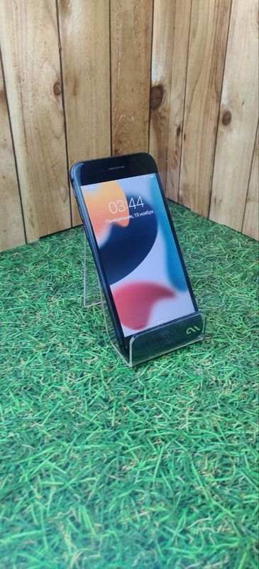 Смартфон Apple Iphone 8 256Gb Black (Витринный)
