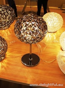 Kartell Planet ( clear ) floor lamp Kartell Planet ( clear ) floor lamp