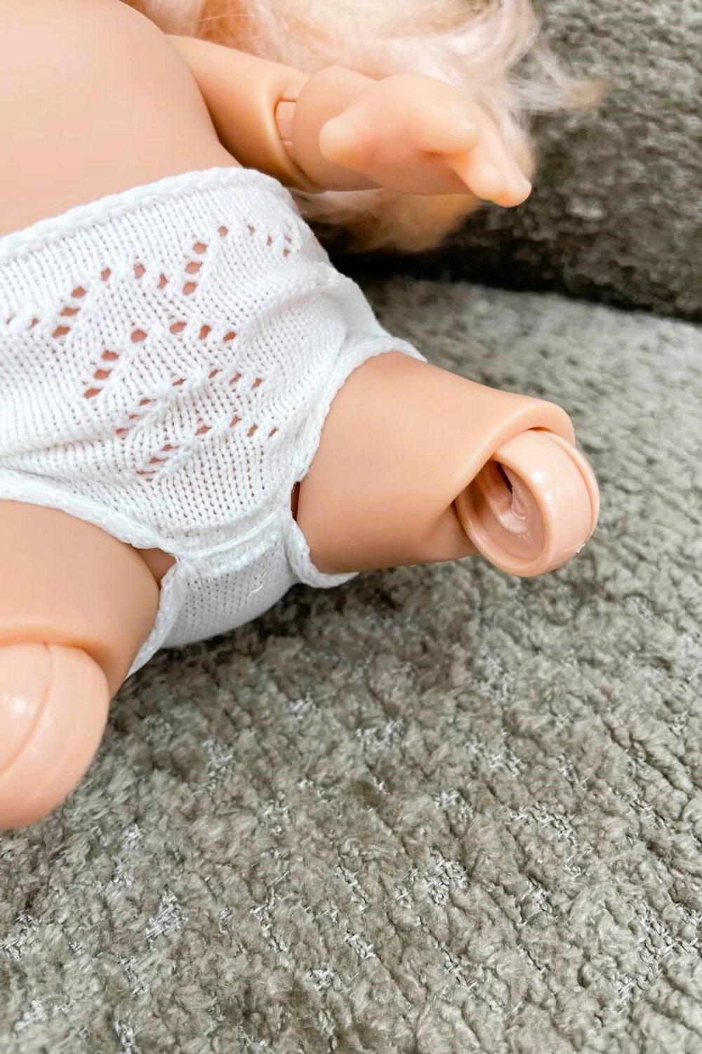 УЦЕНКА1 Кукла Nines виниловая 30см MIA CASE шарнирная без одежды (1208W)