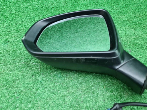 Зеркало левое Москвич 3 (2022-н.в.) 6 контактов