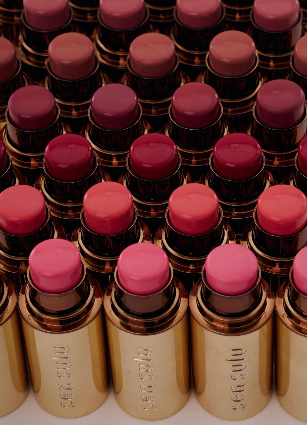 Румяна-стик SenSulu - 01 Petal Glow