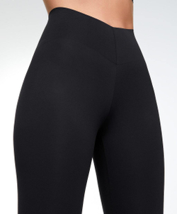 OYSHO Легинсы Light Touch длиной 65 см, черный