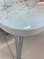 Стол разд Стеклянный подстолье прямое хром Царг.пояс белый Ст-ца апельсин (белый)