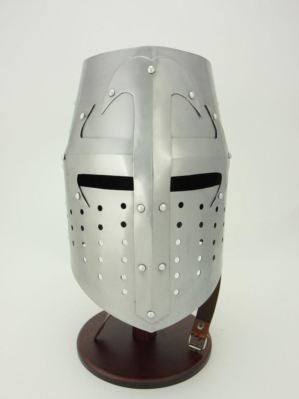 Nautical Шлем крестоносца ''Ведро''