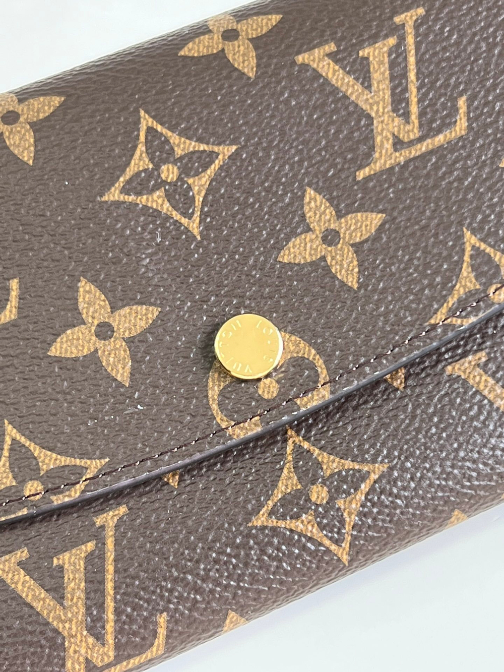 Louis Vuitton Emilie Wallet