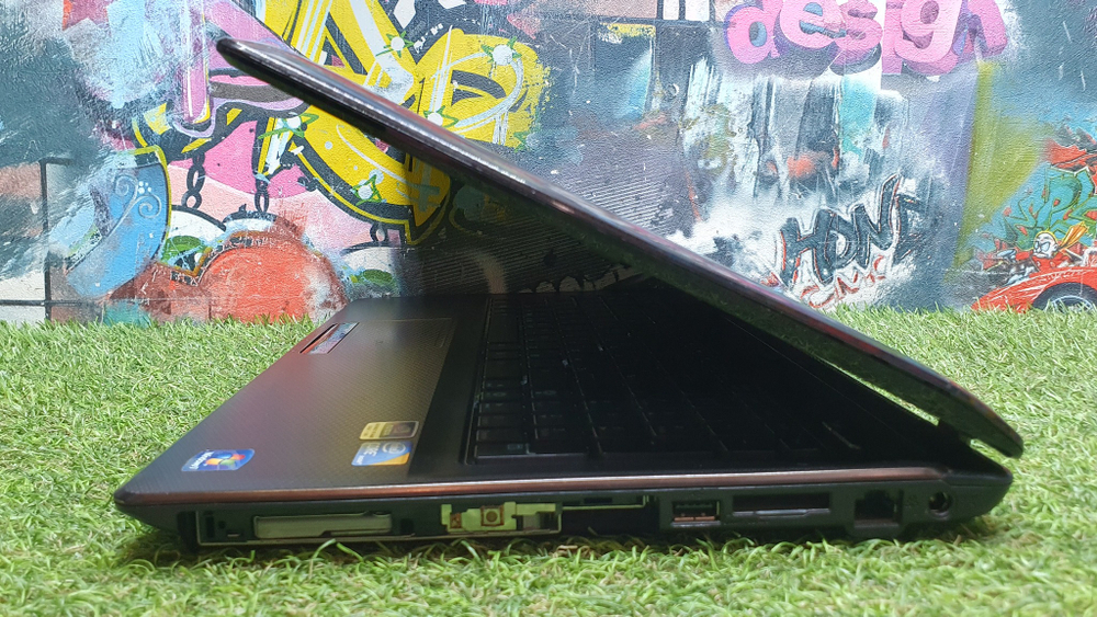 Ноутбук Asus i3/4Gb/GT 540M 2Gb