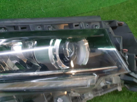 Фара правая Toyota Land Cruiser Prado 150 (2017-н.в.) LED