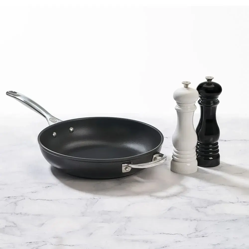 Le Creuset Набор из 2 мельниц 21 см черно-белый