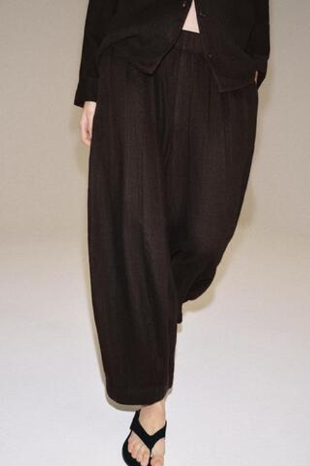 ZARA БРЮКИ BARREL ИЗ ЛЬНА — ZW COLLECTION, КОРИЧНЕВЫЙ