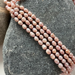 Жемчуг. Камни для изделий на заказ. Цена зависит от вида заказанного изделия