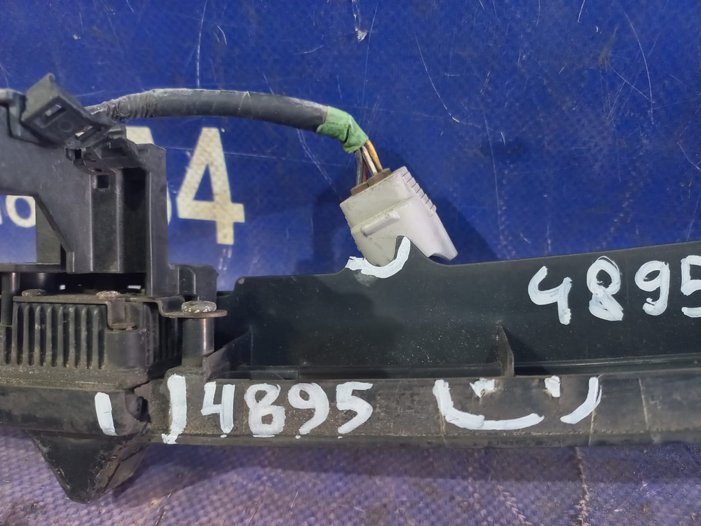 Решетка радиатора TOYOTA WISH 2003-2005