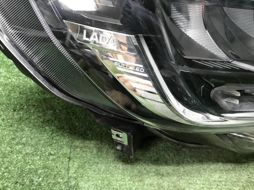 Битая Фара правая Lada Vesta (2022-н.в.) LED