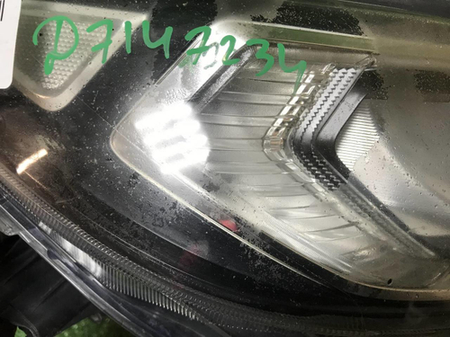 Фара правая Toyota RAV4 5 XA50 (18-нв) LED