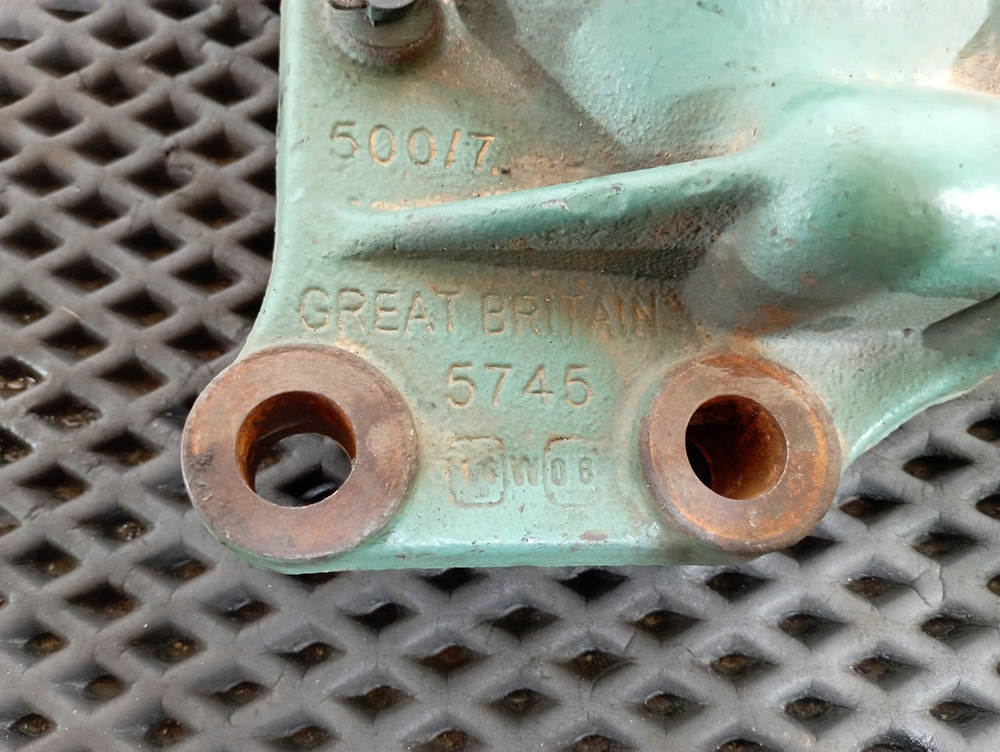 Кронштейн ролика натяжителя