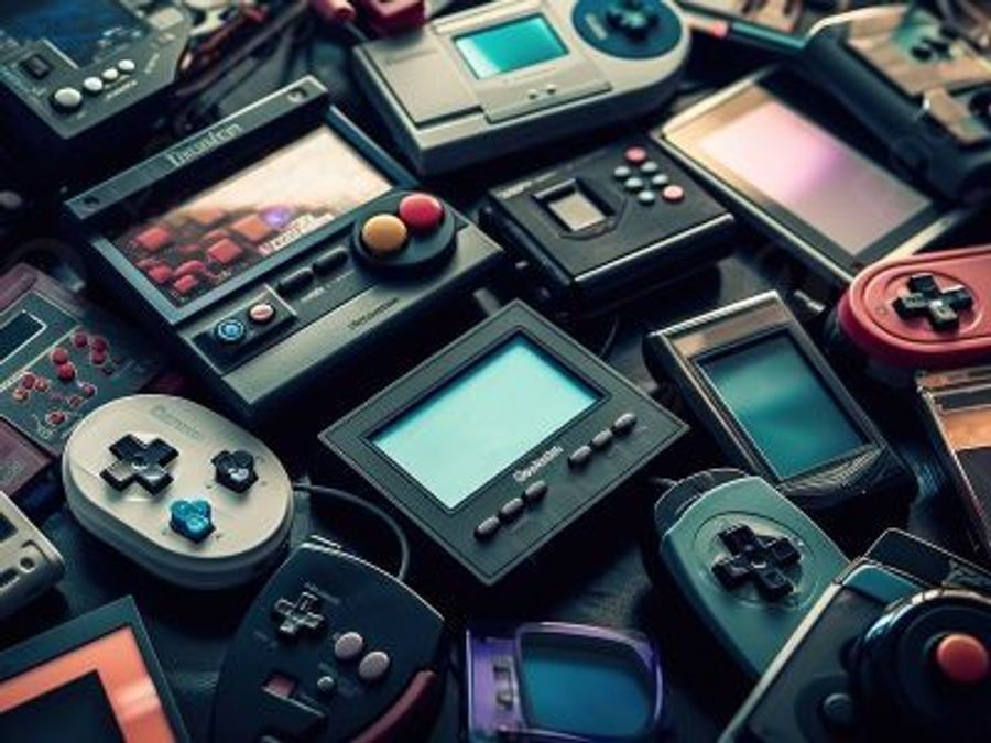 Россияне закупаются консолями — продажи выросли на 97%