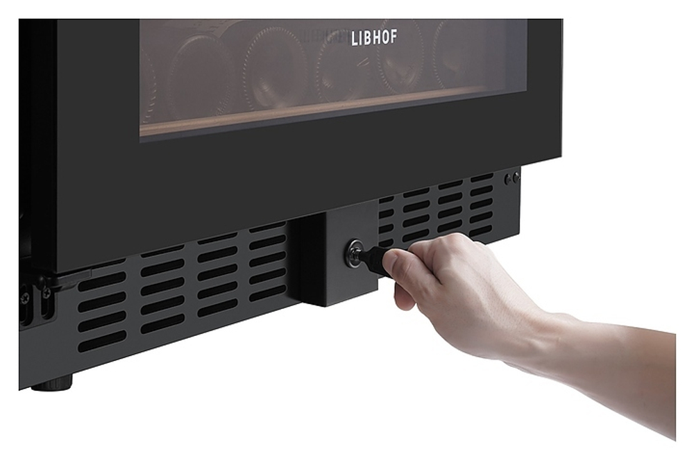 Винный шкаф Libhof Sommelier SMD-165 Black