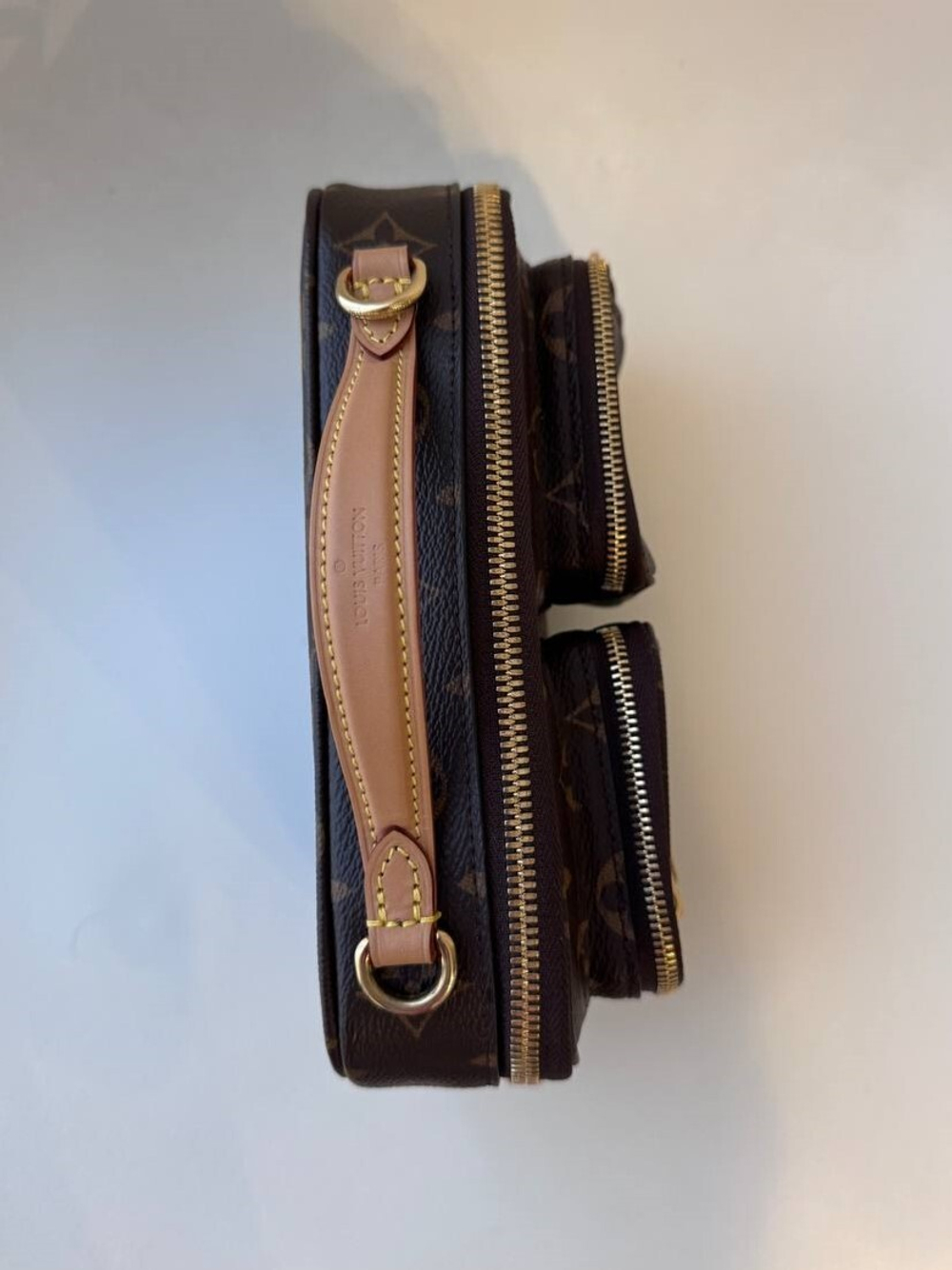 Сумка Louis Vuitton Utility Crossbody