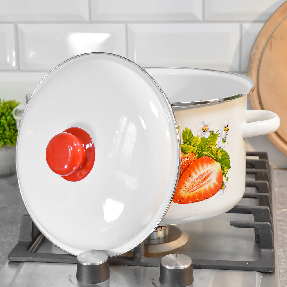 Кастрюля 5,5л "Клубника садовая"