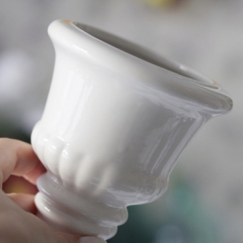 Кашпо "Антик" на ножке. Классическое. D10.5 x H13 см