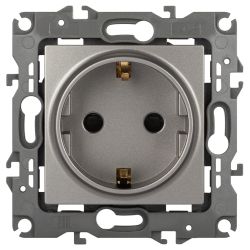 Розетка ЭРА Серия 12 12-2102-16 2P+E Schuko со шторками 16А-250В Эра12 титан