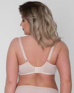 Бюстгальтер на косточках с шитыми чашками из ткани с тиснением (Размер: 100C) (Цвет: телесный)