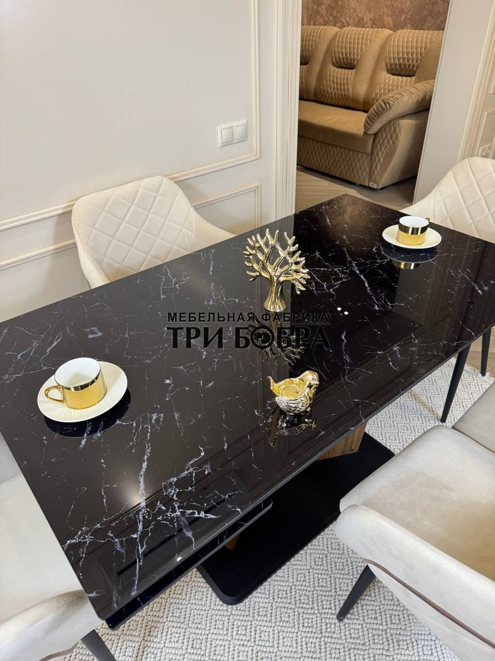 Кухонный раскладной стол "Вирджиния" , черный мрамор и 4 стула ШЕЛЛ