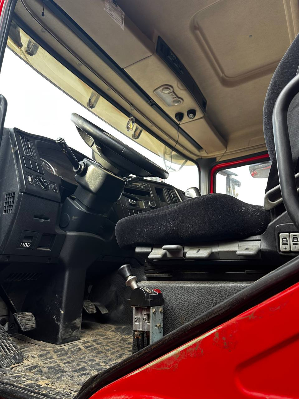 Shacman (Shaanxi) SX* 6x6 Самосвал SX32586T385 (Дизельный, 11,6 л, 369 л.с., МТ)