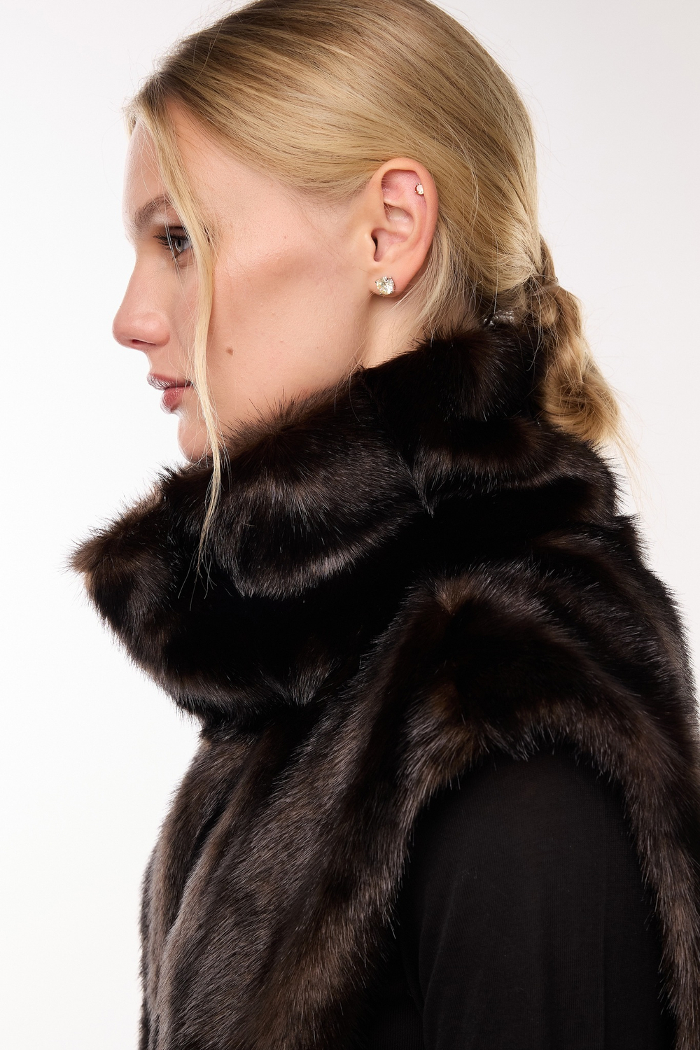 Серьги пусеты Embrasse Light Yellow 8 мм