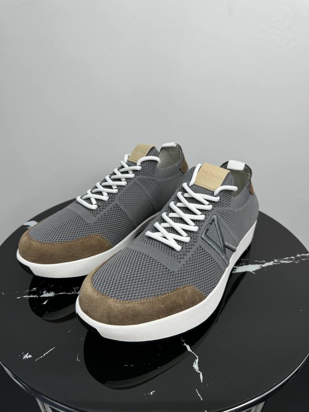 Кроссовки Kiton