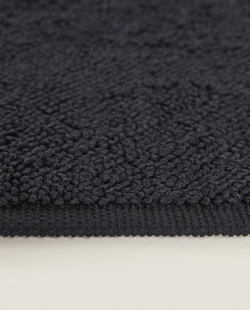 ZARA HOME КОВРИК ДЛЯ ВАННОЙ ИЗ ОРГАНИЧЕСКОГО ХЛОПКА, ЧЕРНЫЙ