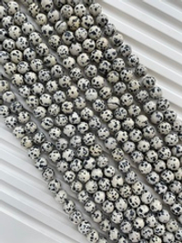 Нить бусин из яшмы 10,5мм